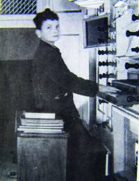 Neithard Bethke als Elfjähriger an der Wöhrdener Orgel